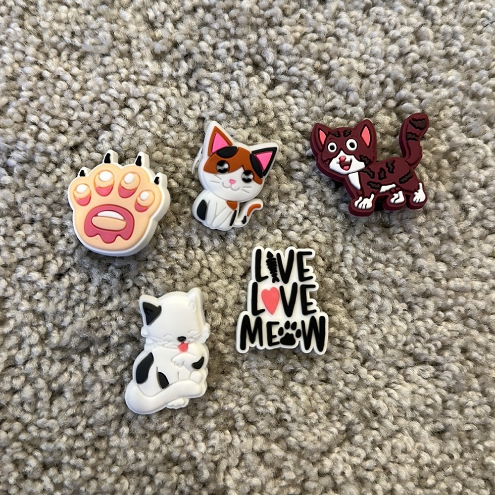 Cat Shoe Charms (Croc Jibbitz) - Picture 4 of 4